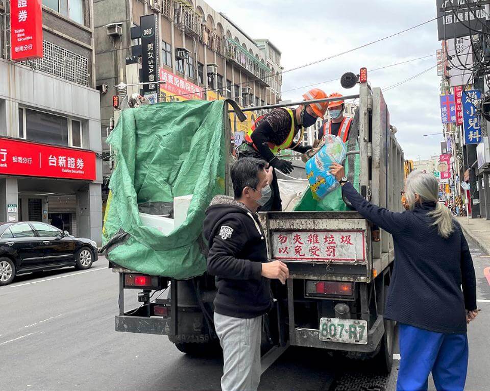 雙北同步停收垃圾1天　民眾勿亂丟恐造成淹水