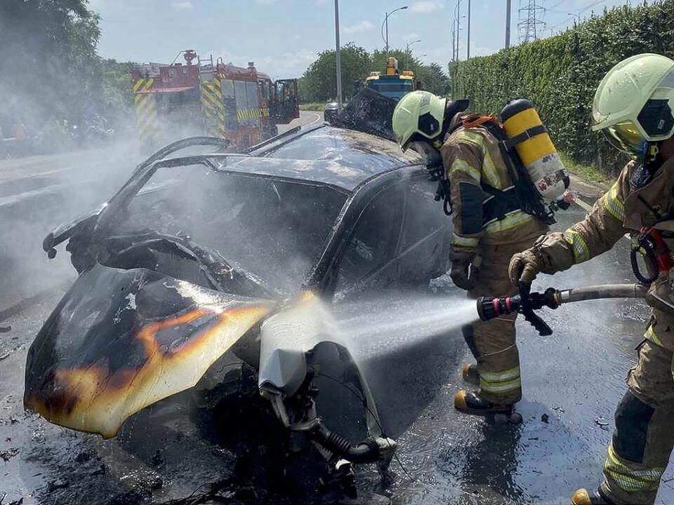 台南171甲線發生火燒車　撲滅火勢驚見2焦屍