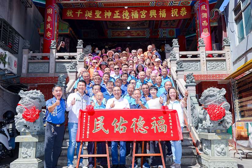 侯友宜林口、五股參拜祈福 感謝廟方長年投入社會公益